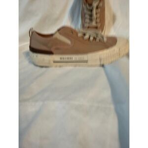 Skechers New Moon Low-Top Canvas size 9.5
